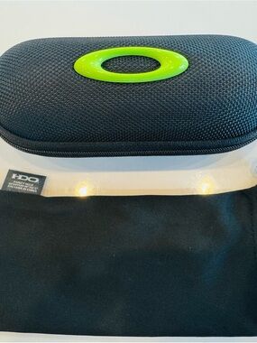 Oakley Kids Sunglasses Hard zipper Case with Neon Green Logo & Oakley pouch